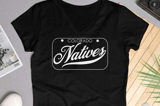CO_NATIVES Women's V Neck